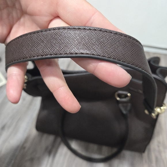 Michael Kors Large Hamilton Chocolate Brown Tote w/ Pad Lock - Picture 9 of 15